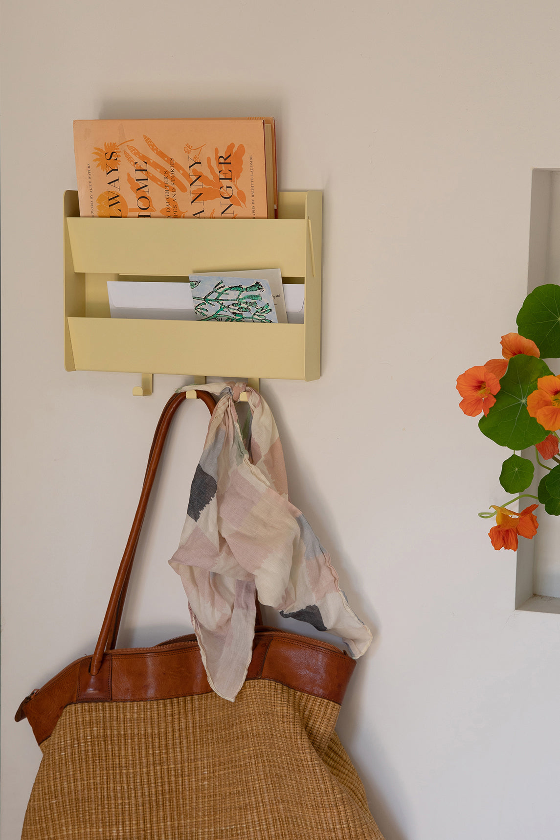 Mail Organizer - Butter