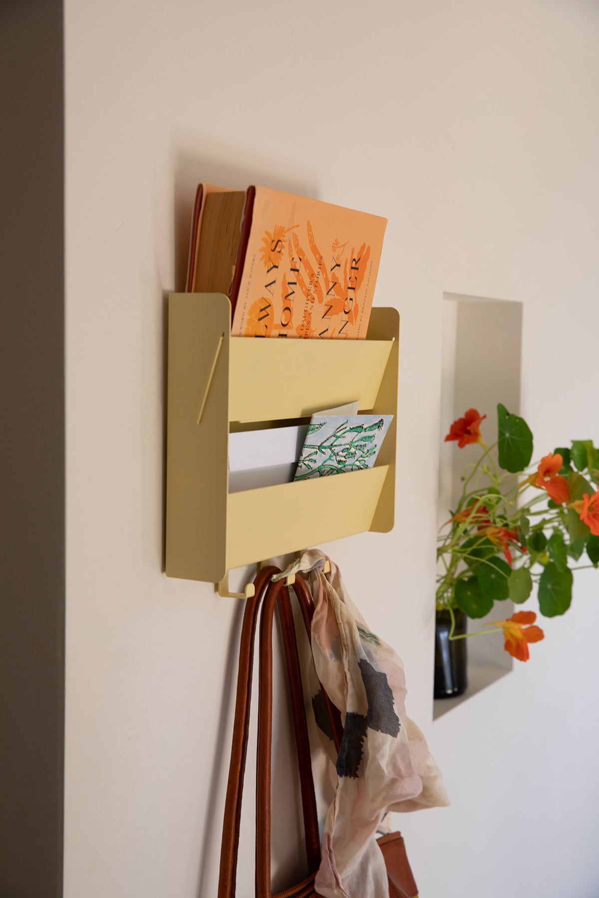 Mail Organizer - Butter