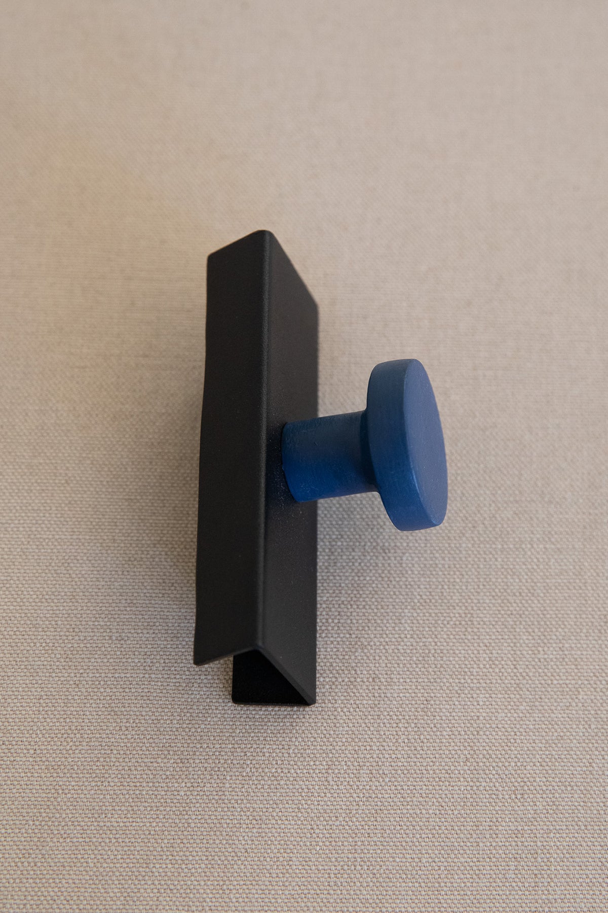 CANAL - Black/Navy | Wall Hook | SAMPLE