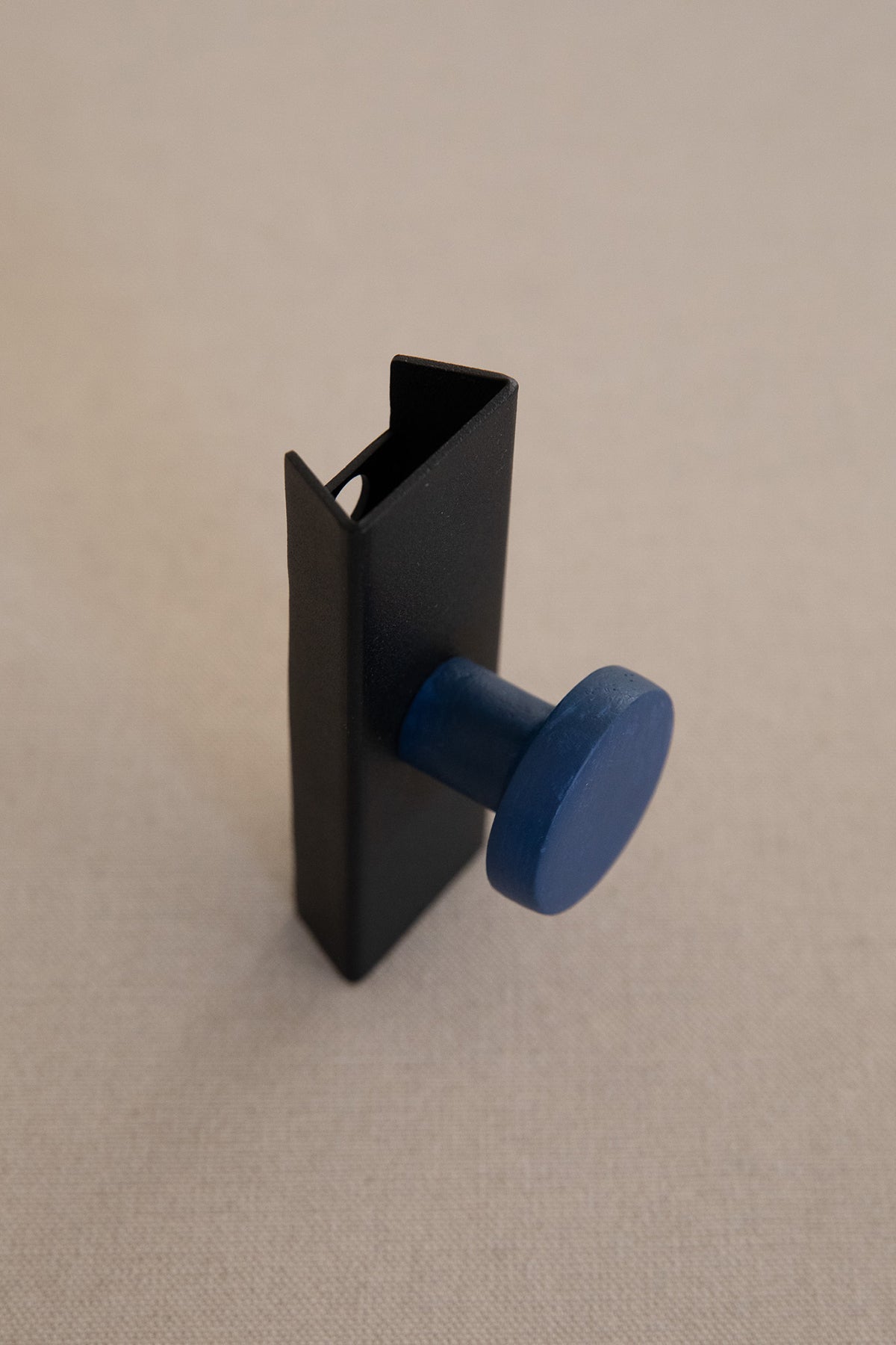 CANAL - Black/Navy | Wall Hook | SAMPLE